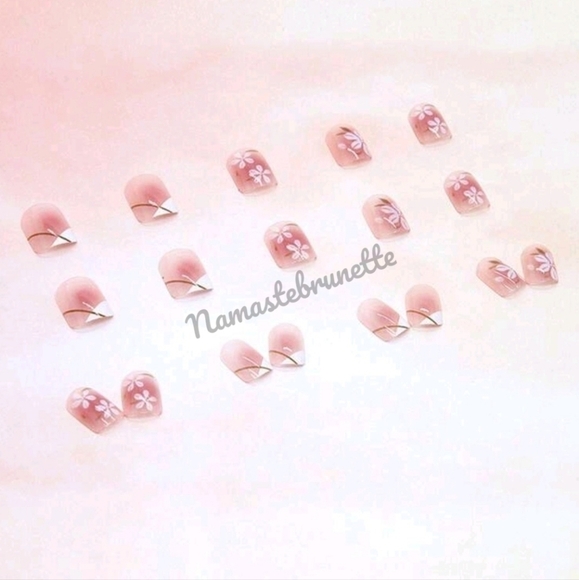 2/$16 Floral Press On Nails - Picture 9 of 14